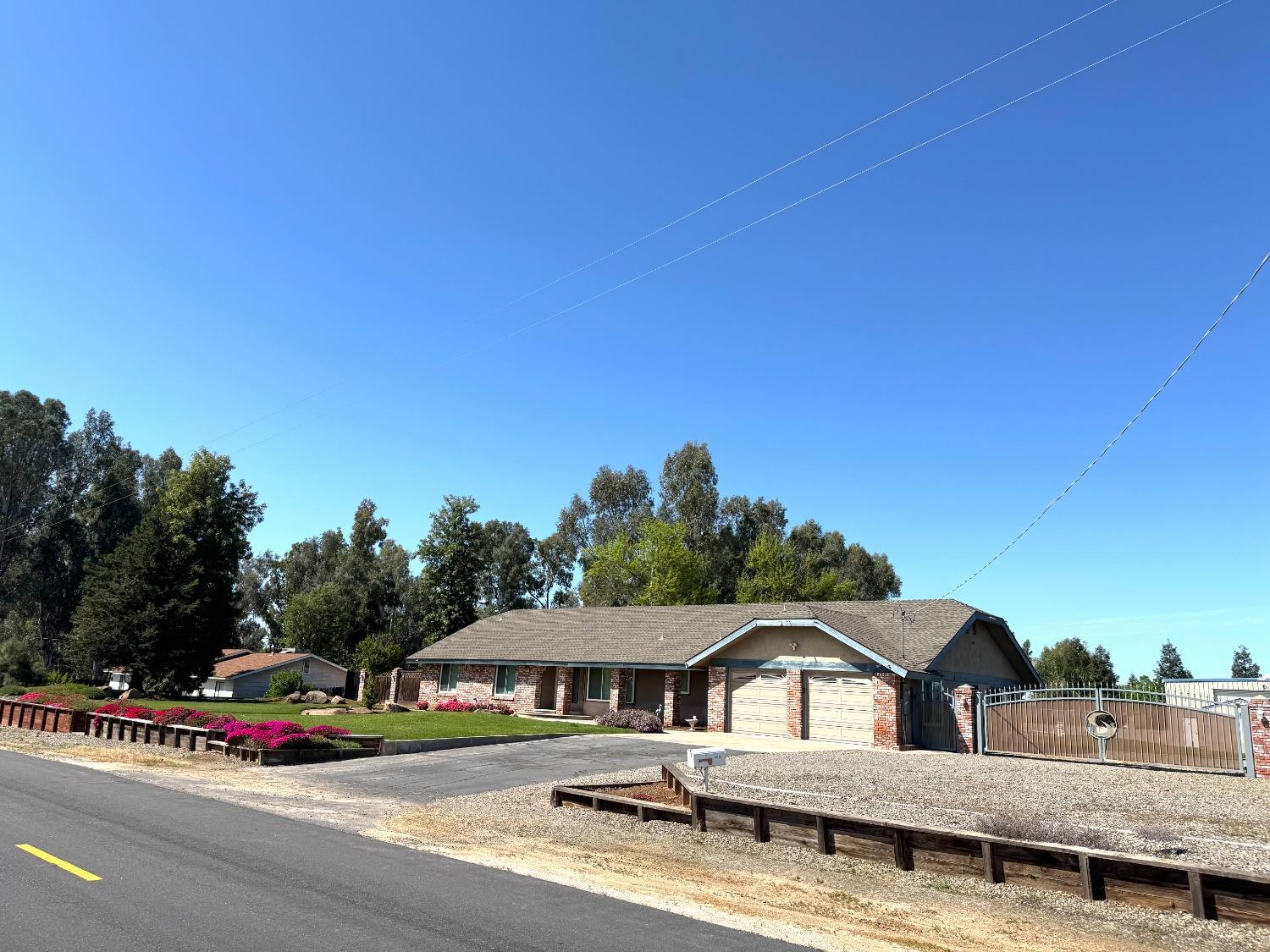 Single Family in Madera - photo 2