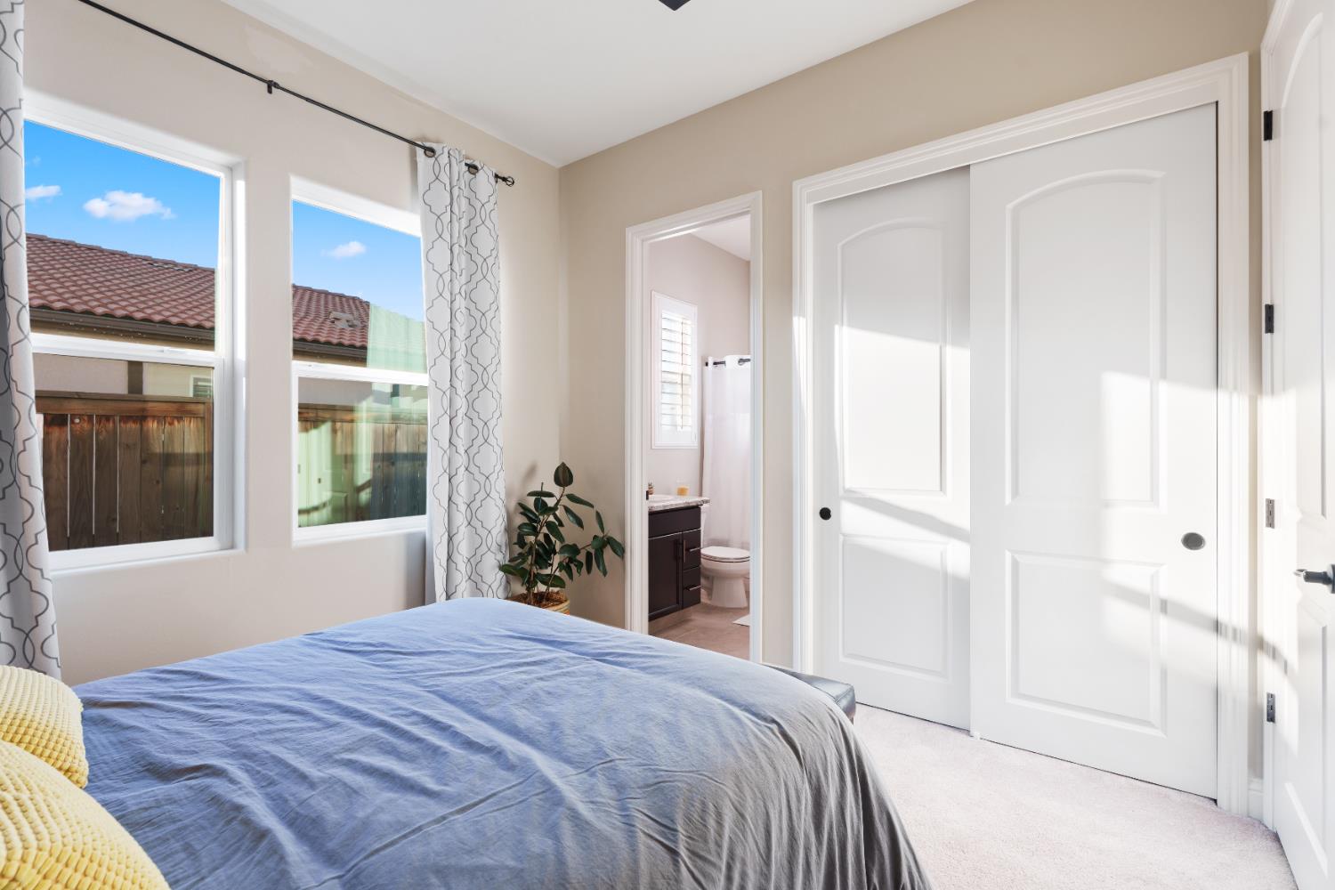 822 Overstone Ave Avenue, Madera, CA, 93636