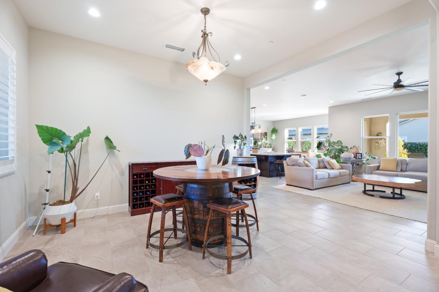 822 Overstone Ave Avenue, Madera, CA, 93636