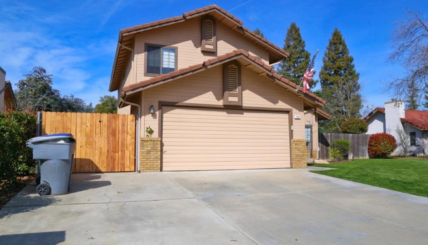 344 Mckelvy Avenue, Clovis, CA, 93611