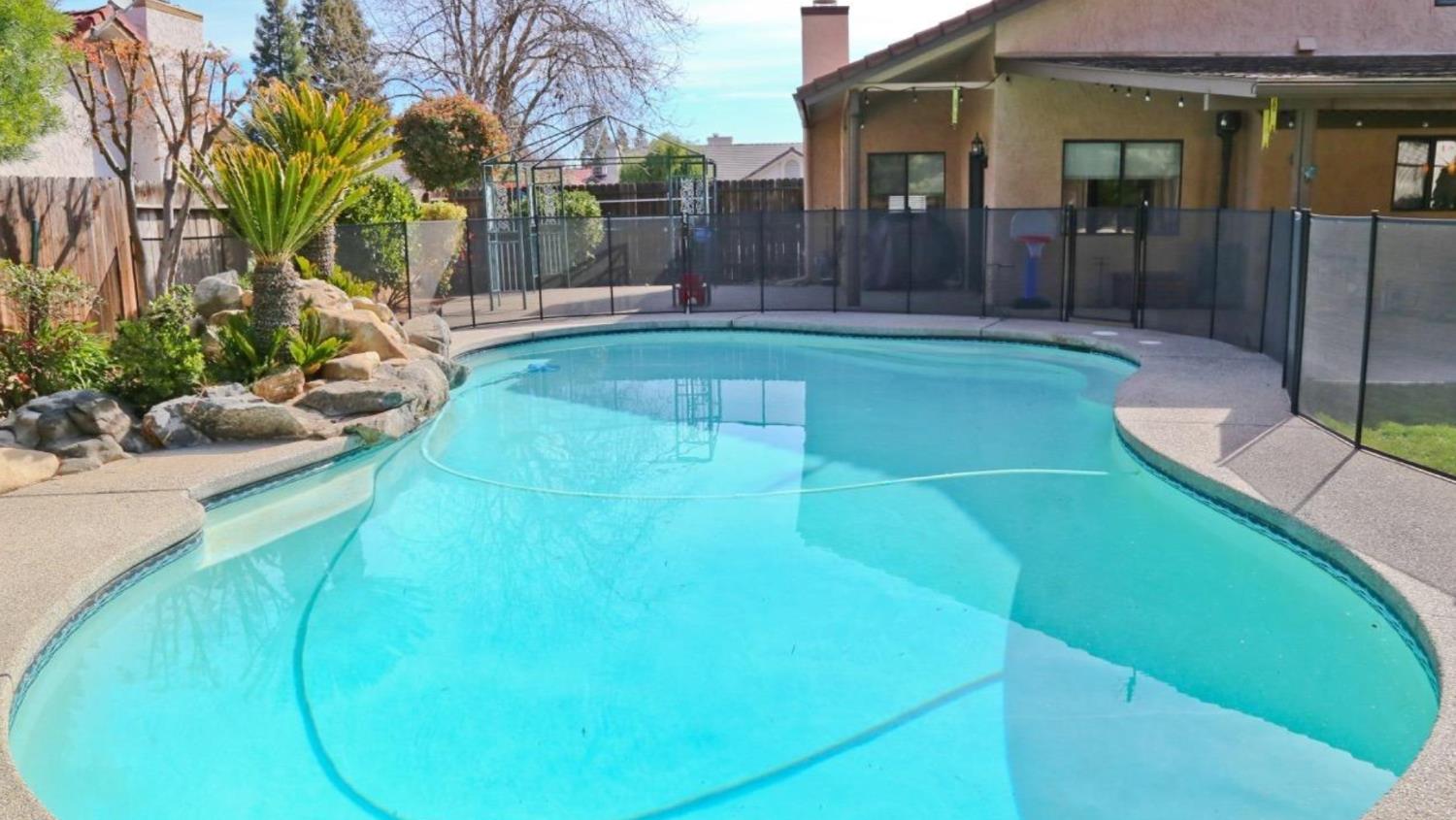 344 Mckelvy Avenue, Clovis, CA, 93611