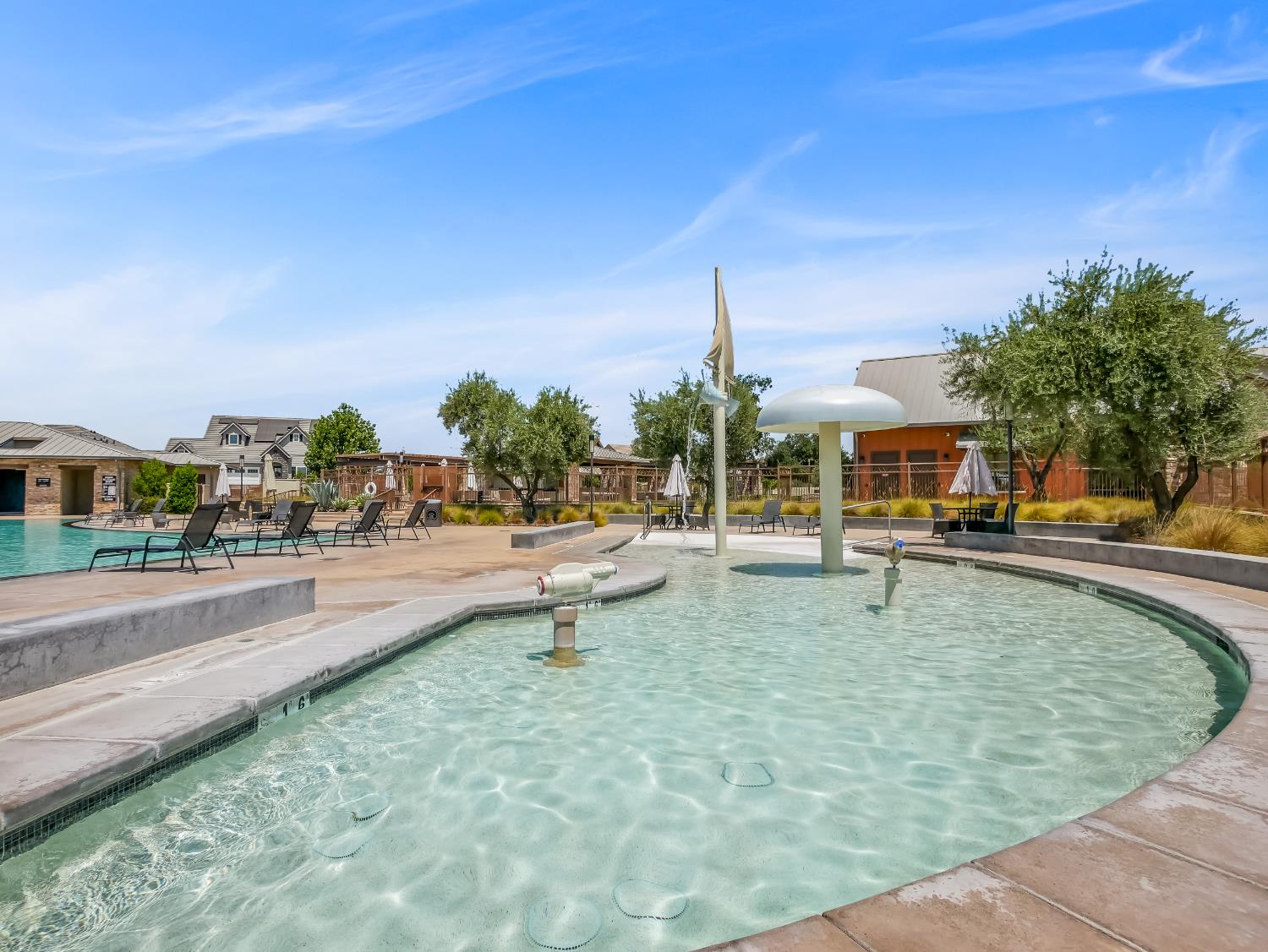 551 Talus Way S, Madera, CA, 93636