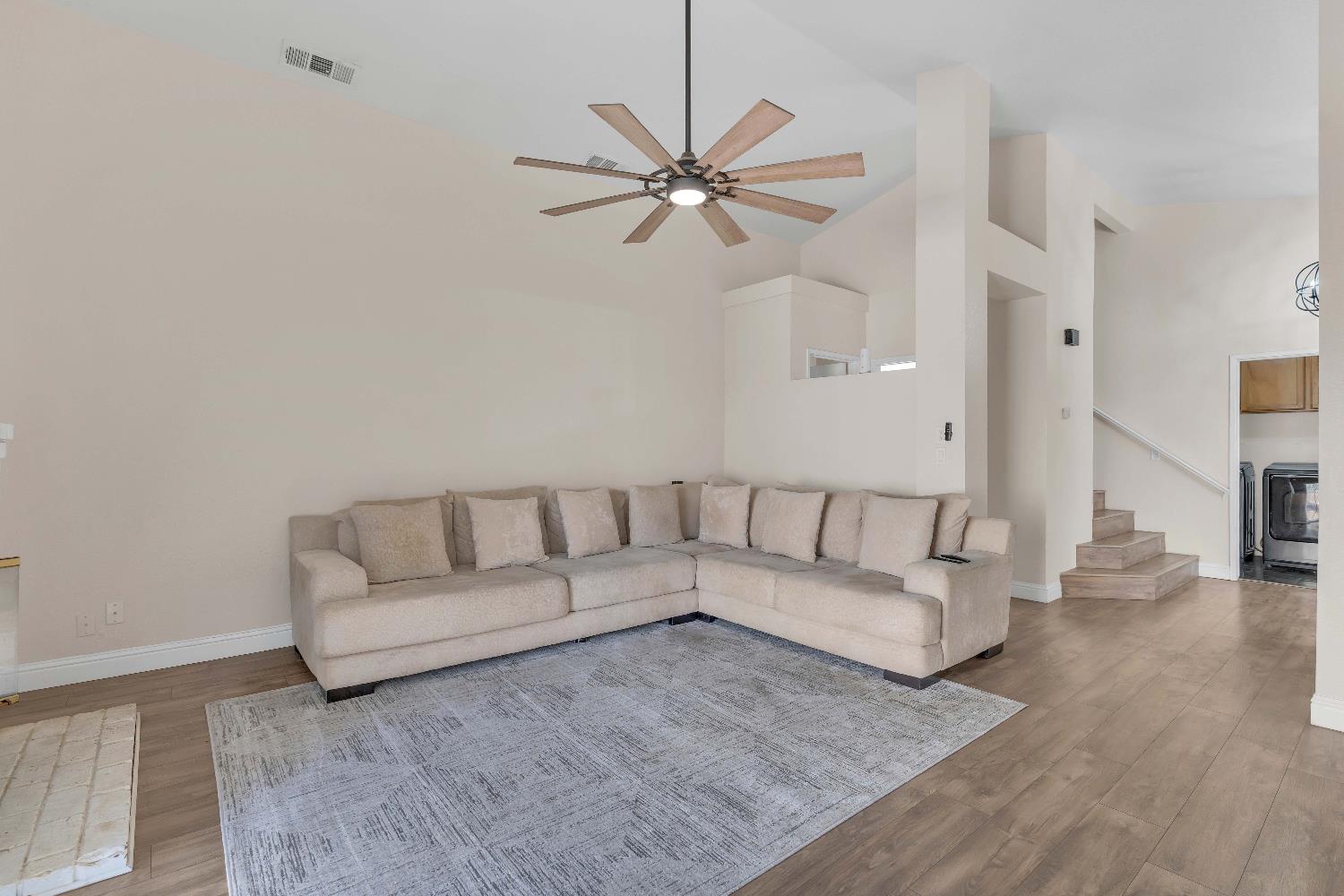 3516 W Dovewood Avenue, Fresno, CA, 93711