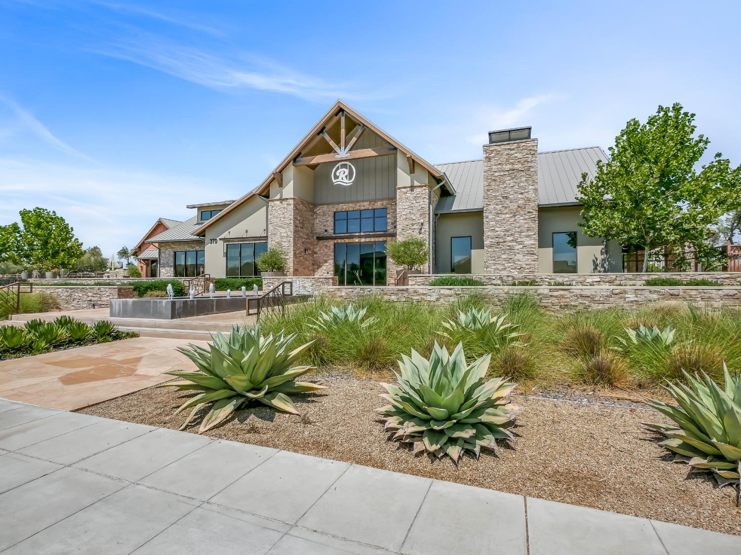 551 Talus Way S, Madera, CA, 93636