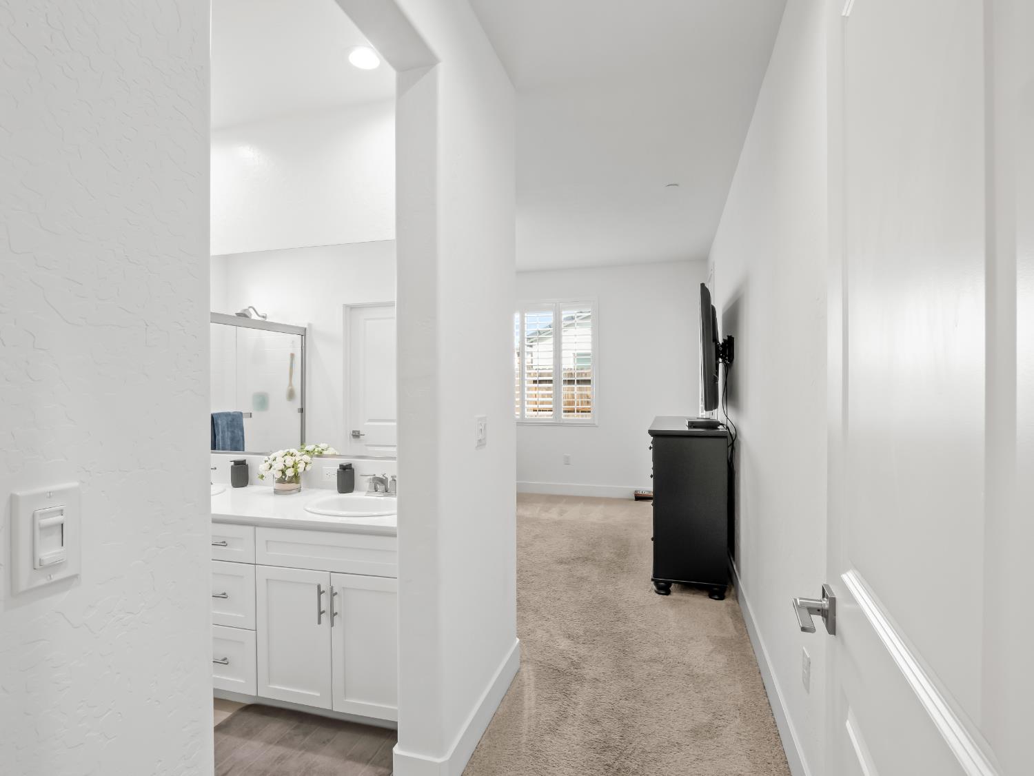 551 Talus Way S, Madera, CA, 93636