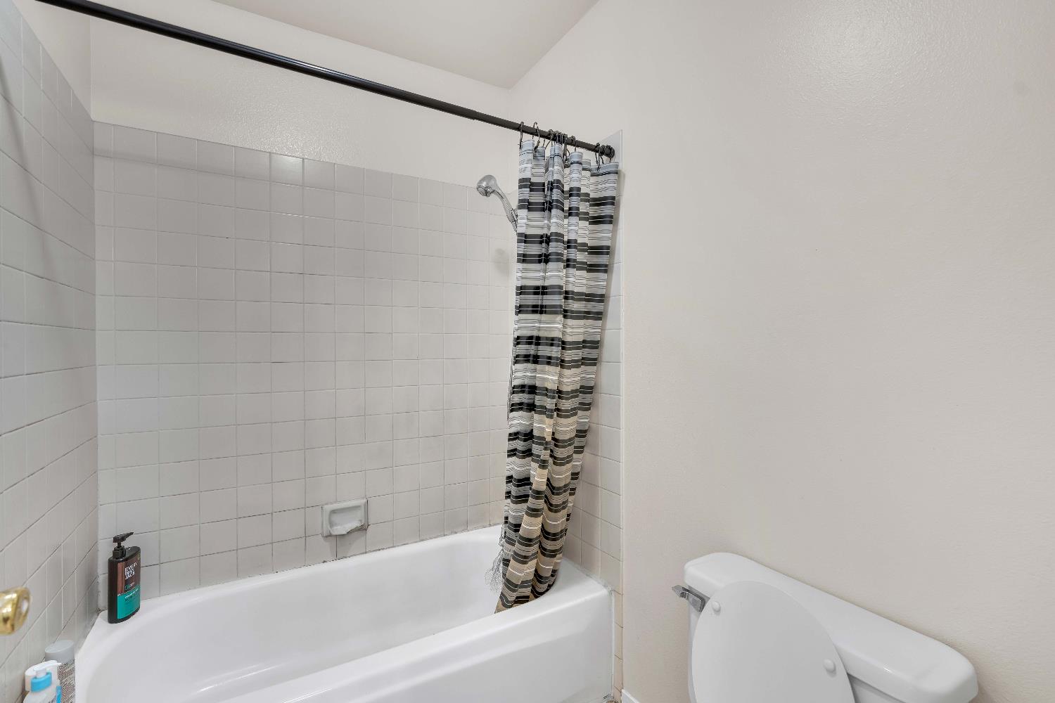 3516 W Dovewood Avenue, Fresno, CA, 93711