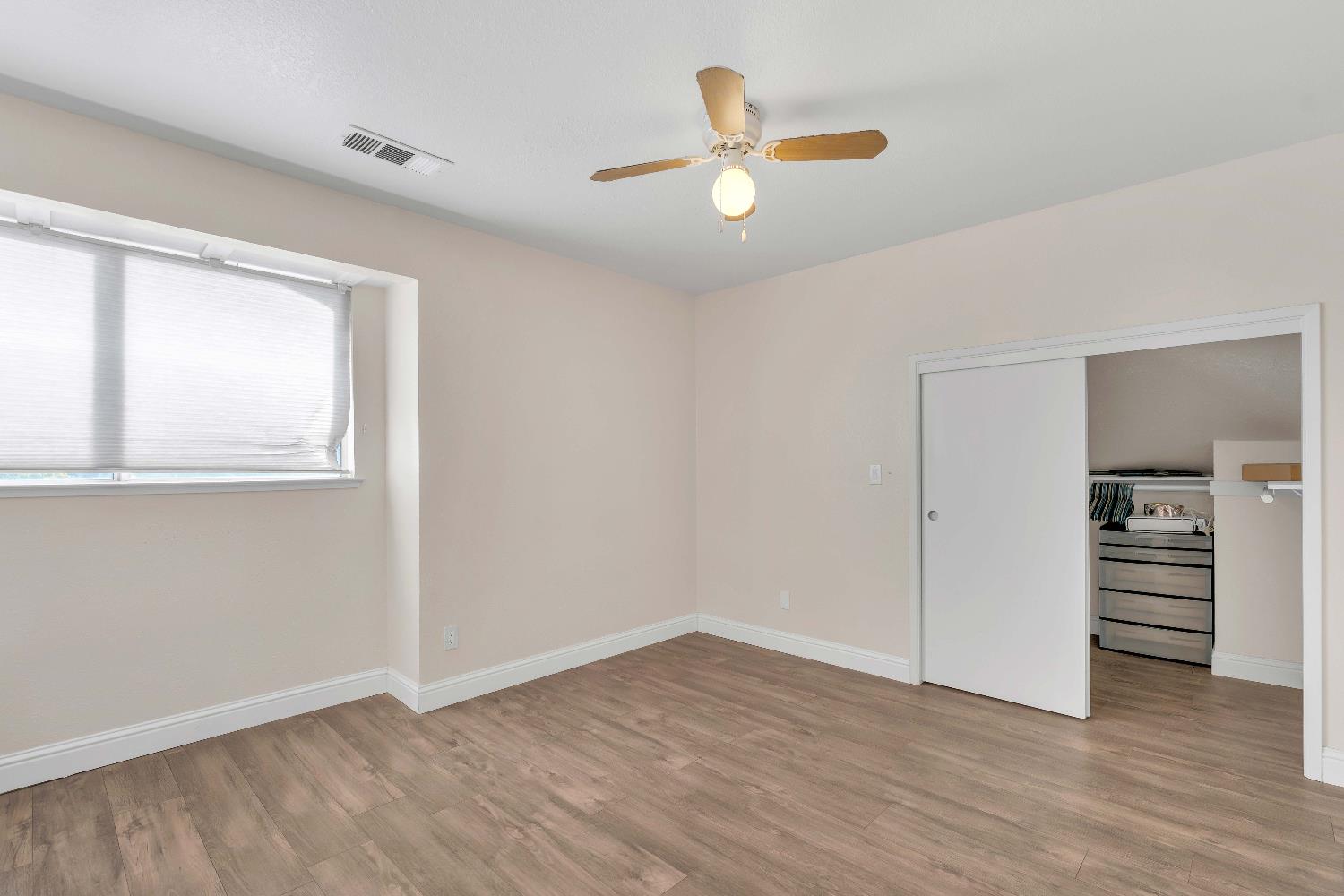 3516 W Dovewood Avenue, Fresno, CA, 93711
