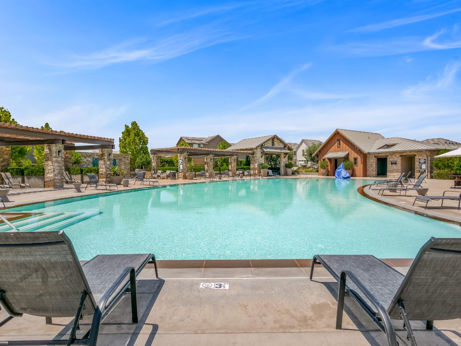 551 Talus Way S, Madera, CA, 93636