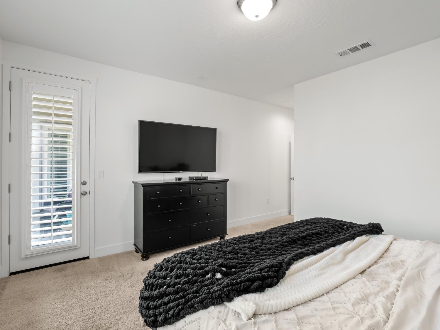 551 Talus Way S, Madera, CA, 93636