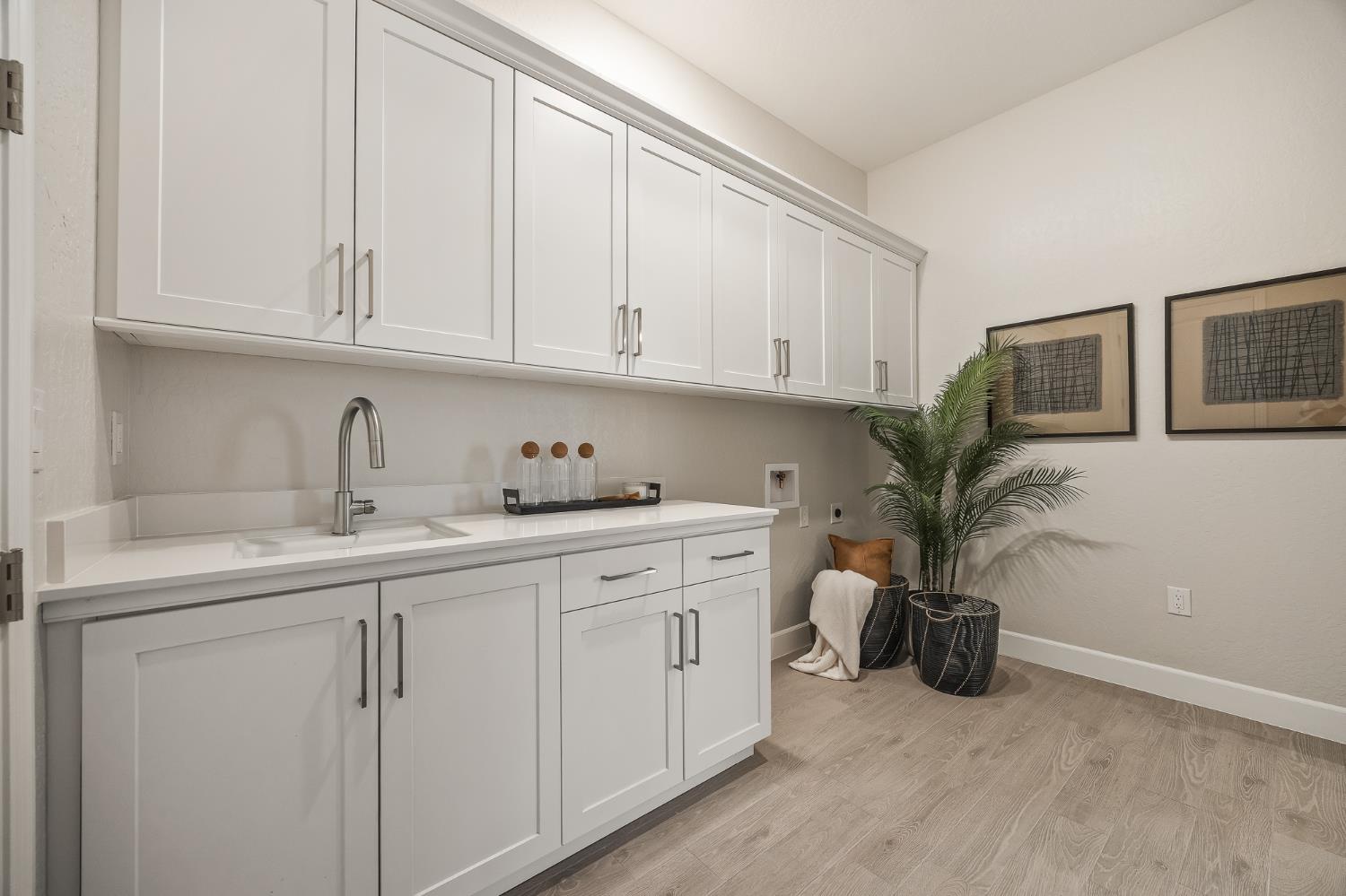 7271 W Ashcroft Avenue, Fresno, CA, 93723