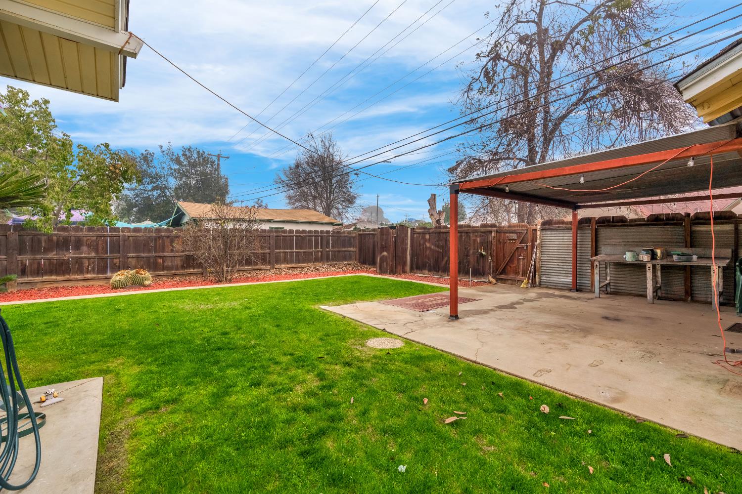 1912 N Vagedes Avenue, Fresno, CA, 93705
