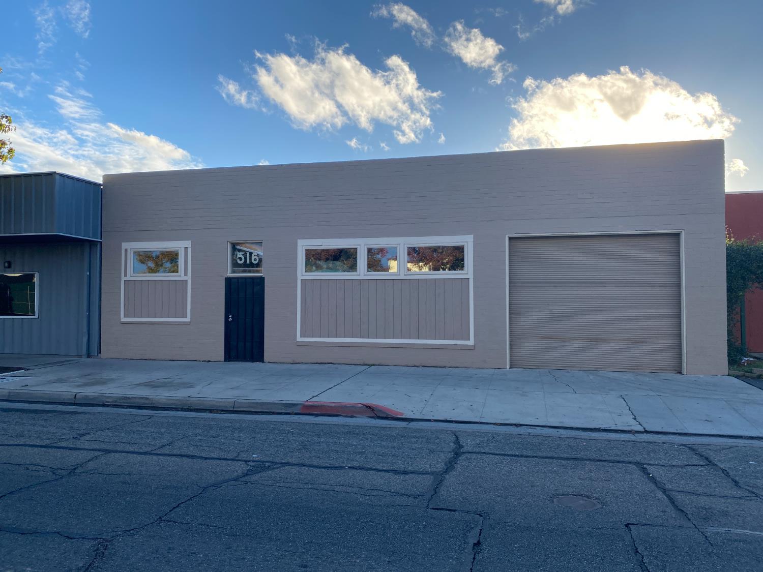 Commercial in Madera - photo 3