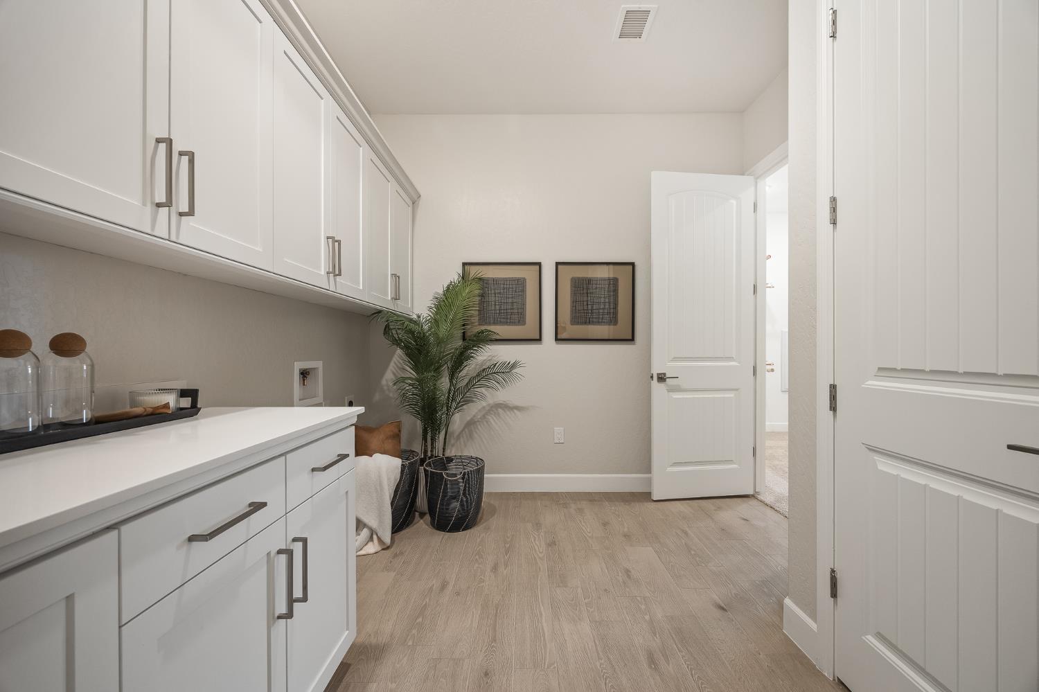 7271 W Ashcroft Avenue, Fresno, CA, 93723