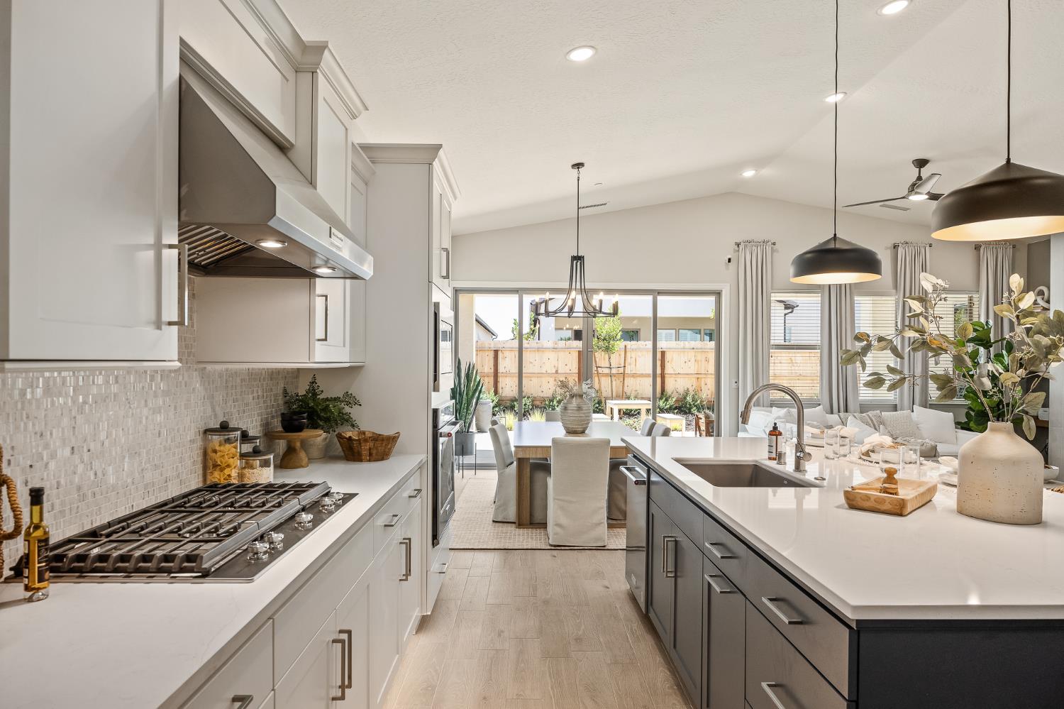 7271 W Ashcroft Avenue, Fresno, CA, 93723