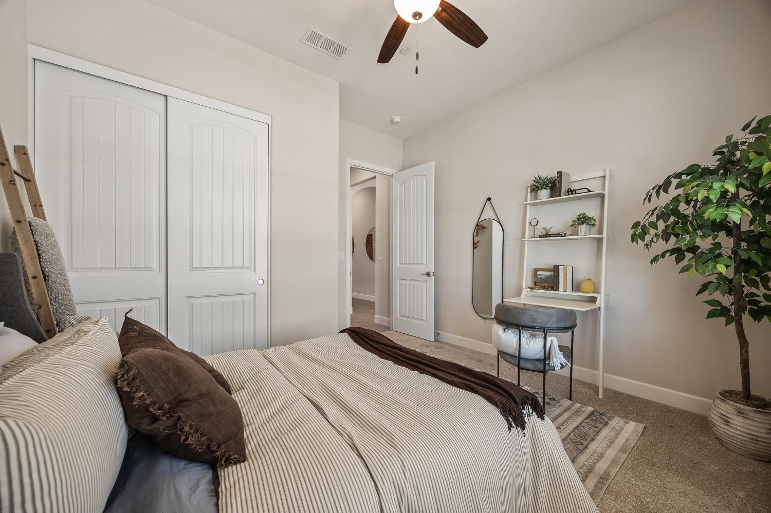 7271 W Ashcroft Avenue, Fresno, CA, 93723