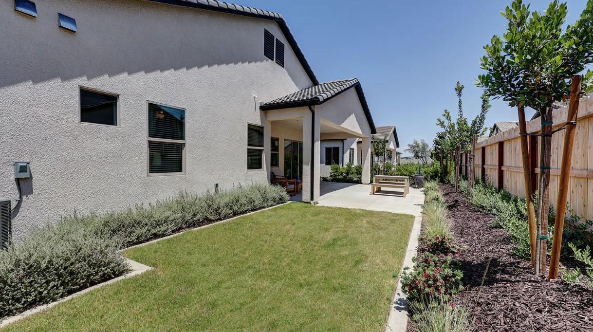 7271 W Ashcroft Avenue, Fresno, CA, 93723