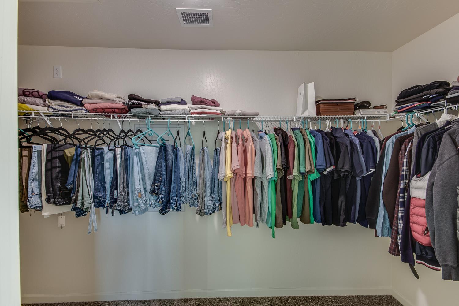 2037 N Rogers Lane, Clovis, CA, 93619