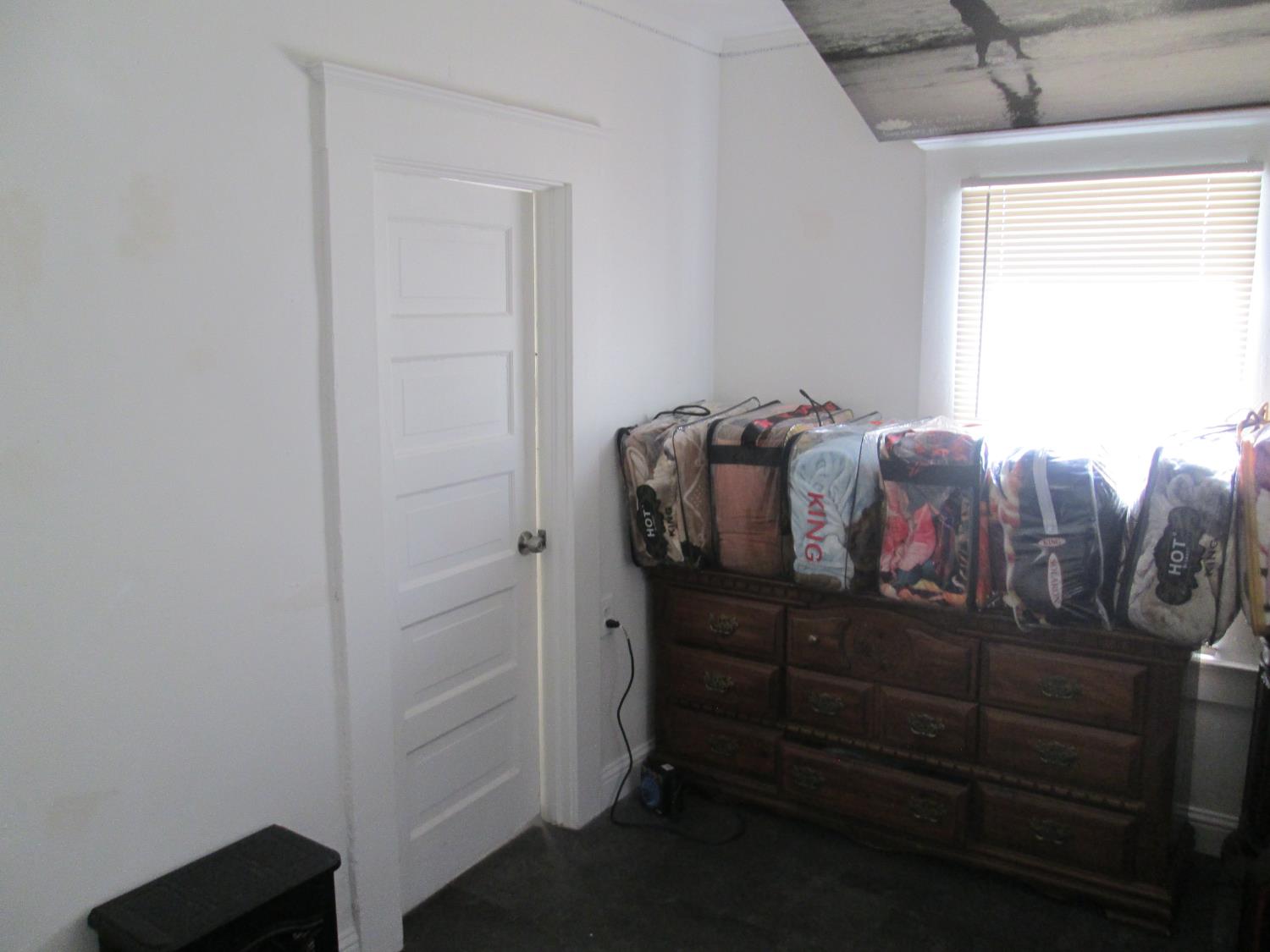 3764 E Iowa, Fresno, CA, 93702