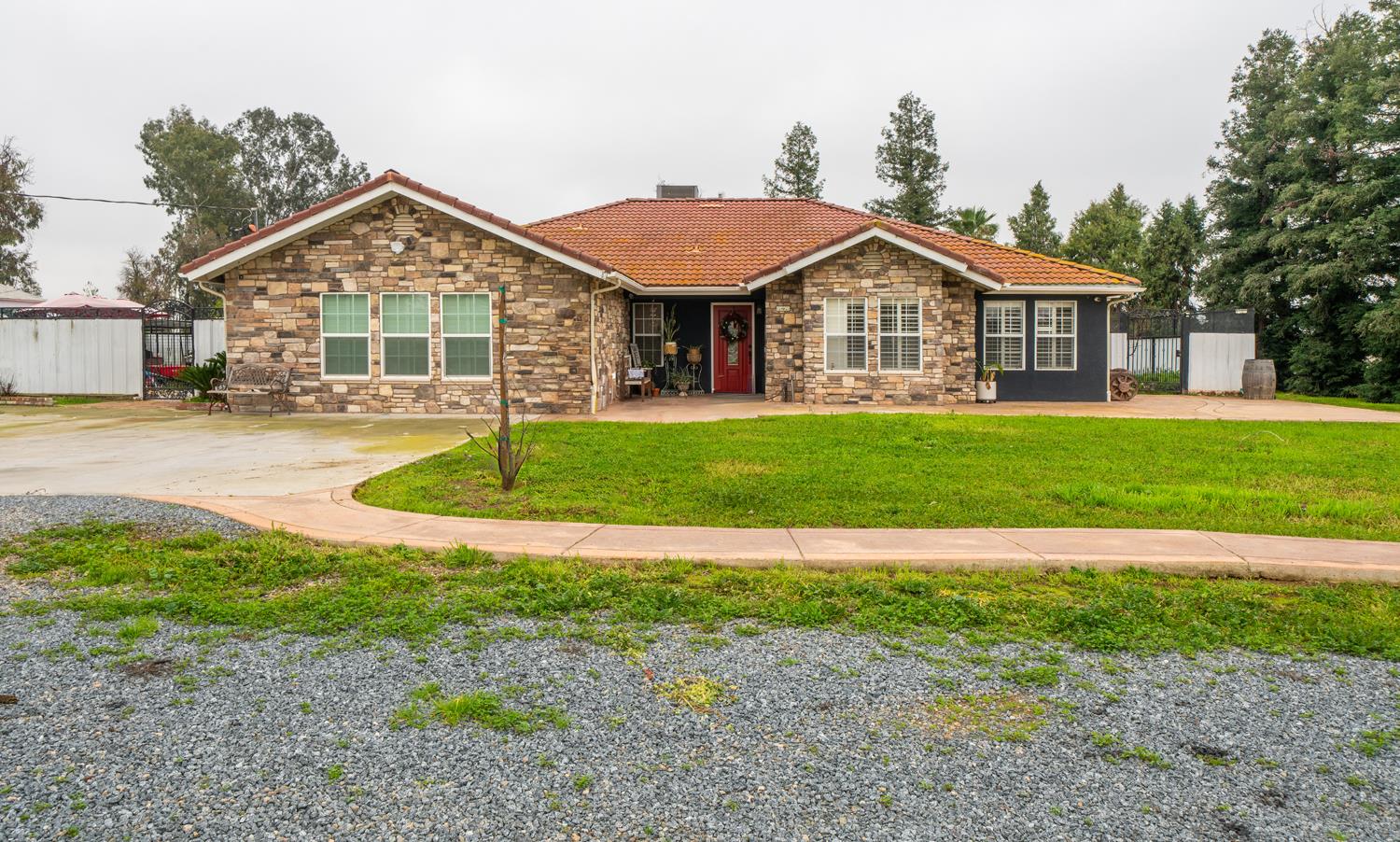 Single Family in Madera - photo 2
