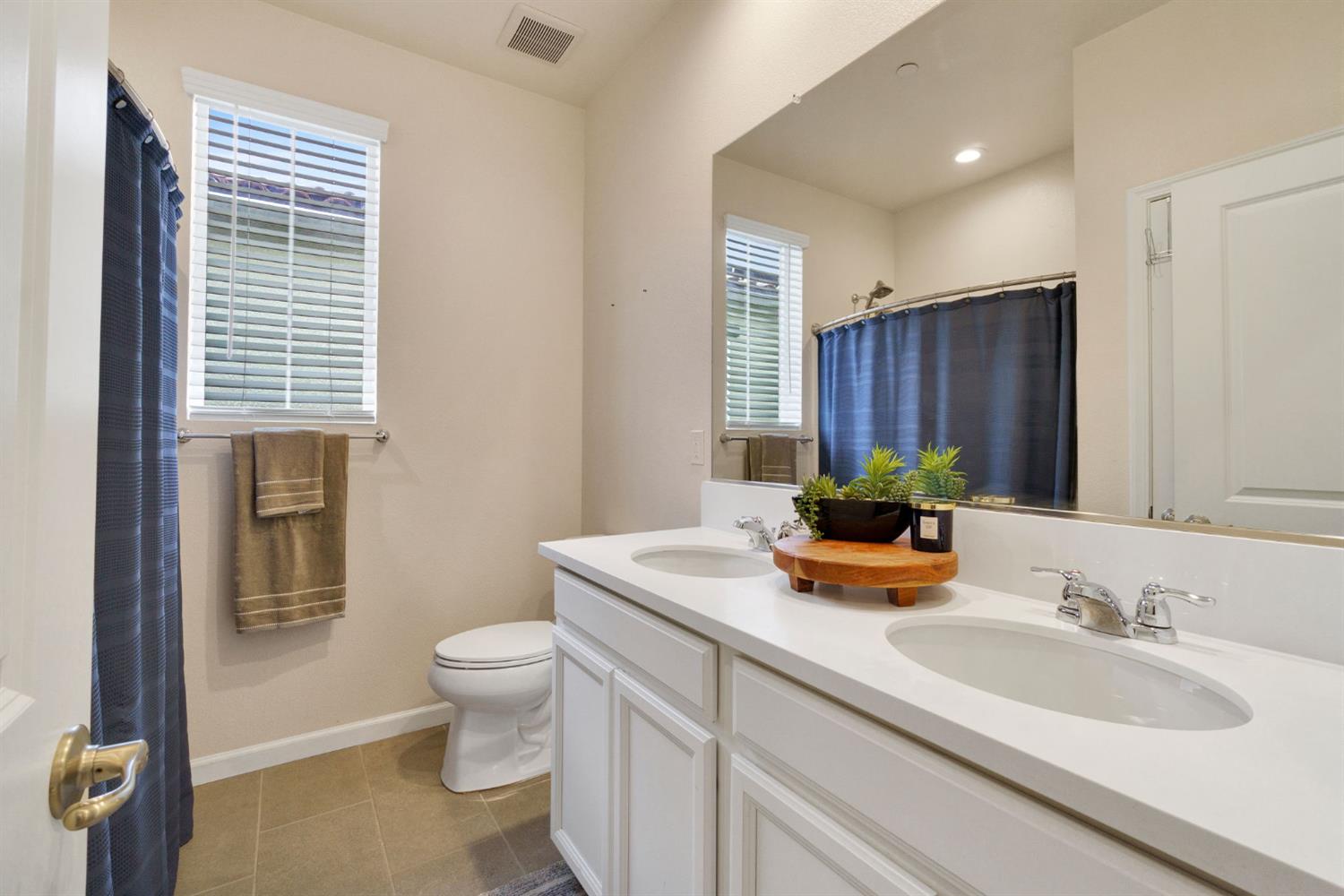 4240 Hillside Road, Madera, CA, 93636