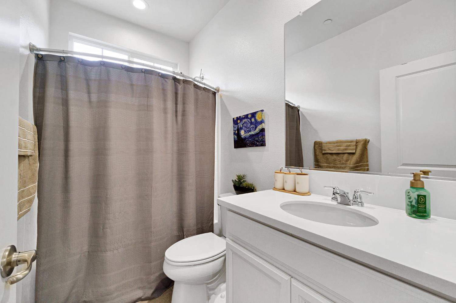 4240 Hillside Road, Madera, CA, 93636