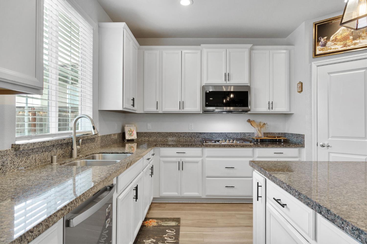 4240 Hillside Road, Madera, CA, 93636