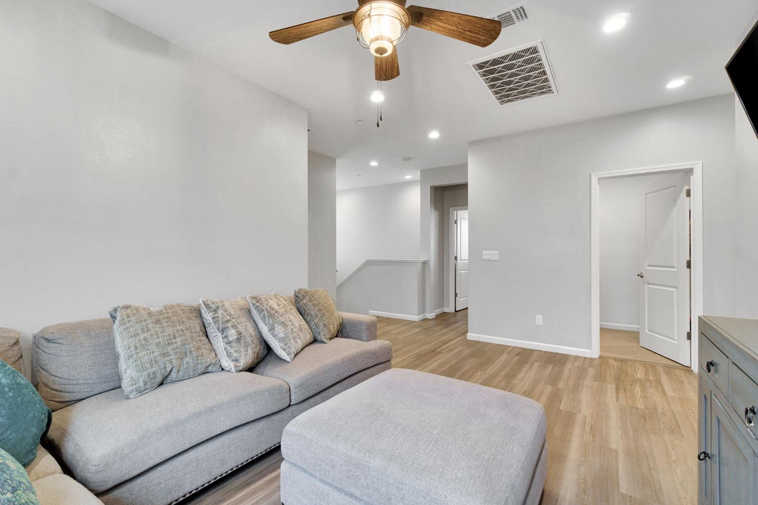 4240 Hillside Road, Madera, CA, 93636