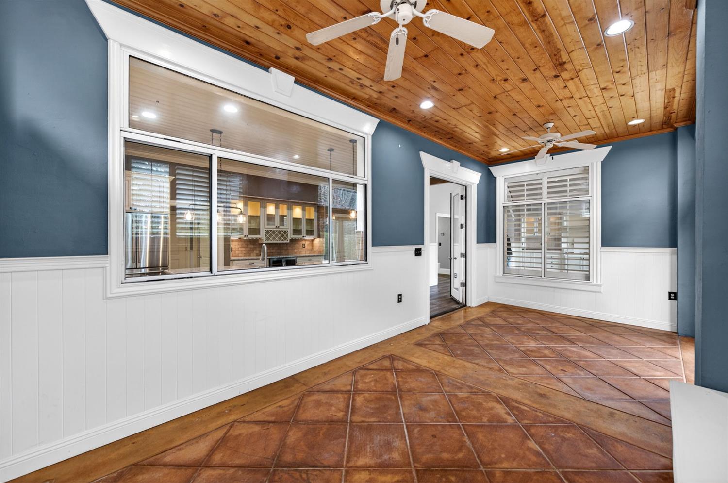 2450 W Beechwood Avenue, Fresno, CA, 93711