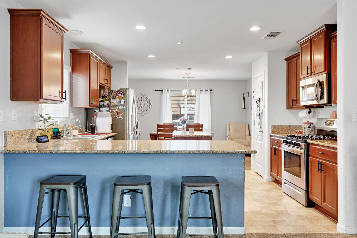 913 Harriett Avenue, Sanger, CA, 93657