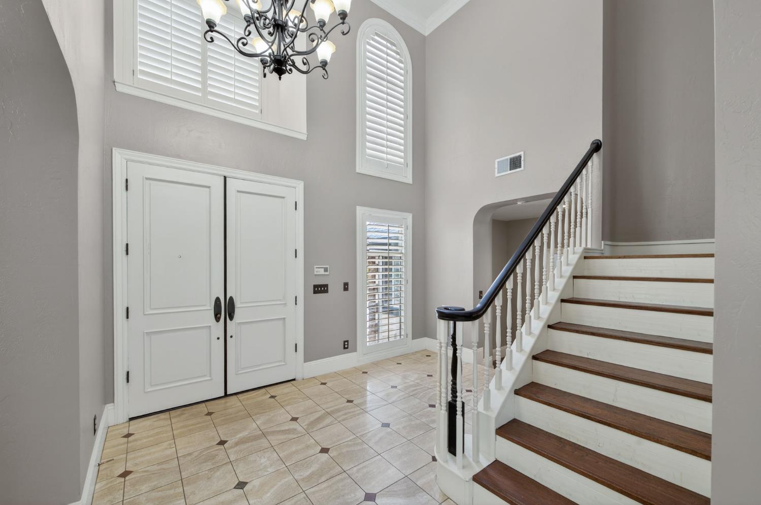 2450 W Beechwood Avenue, Fresno, CA, 93711