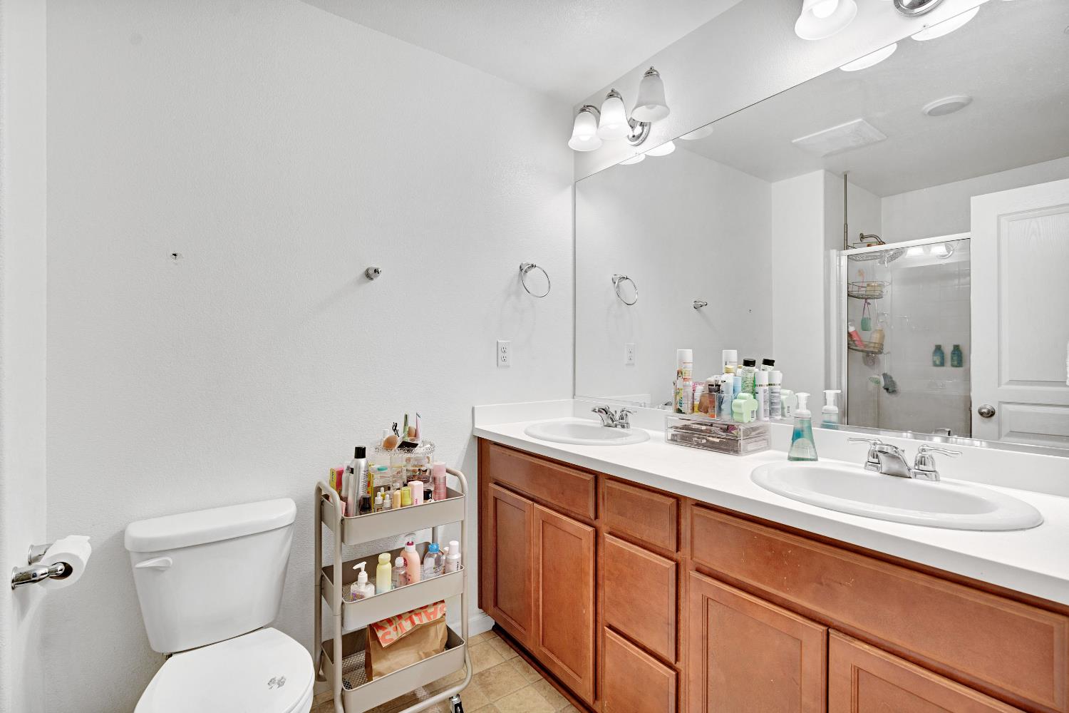 913 Harriett Avenue, Sanger, CA, 93657