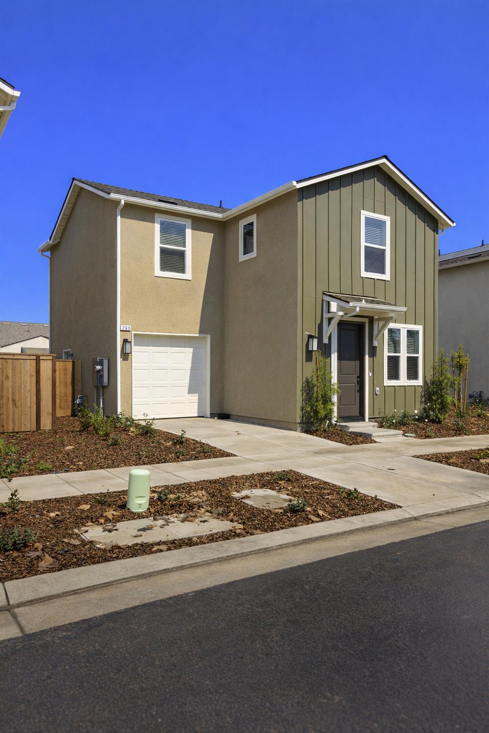 Single Family in Madera - photo 2