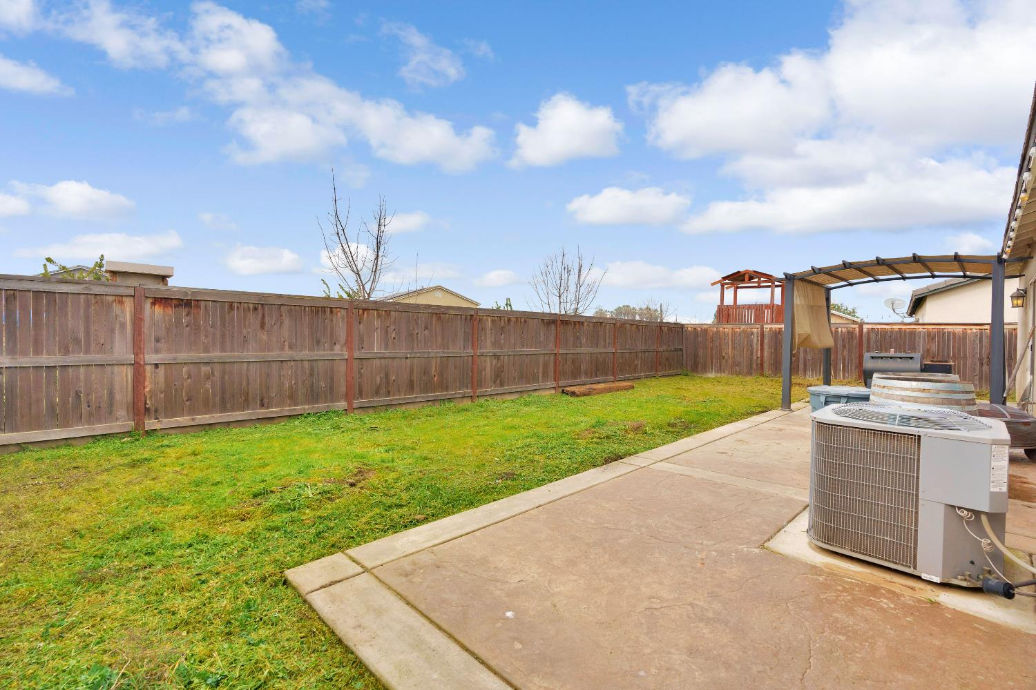 913 Harriett Avenue, Sanger, CA, 93657