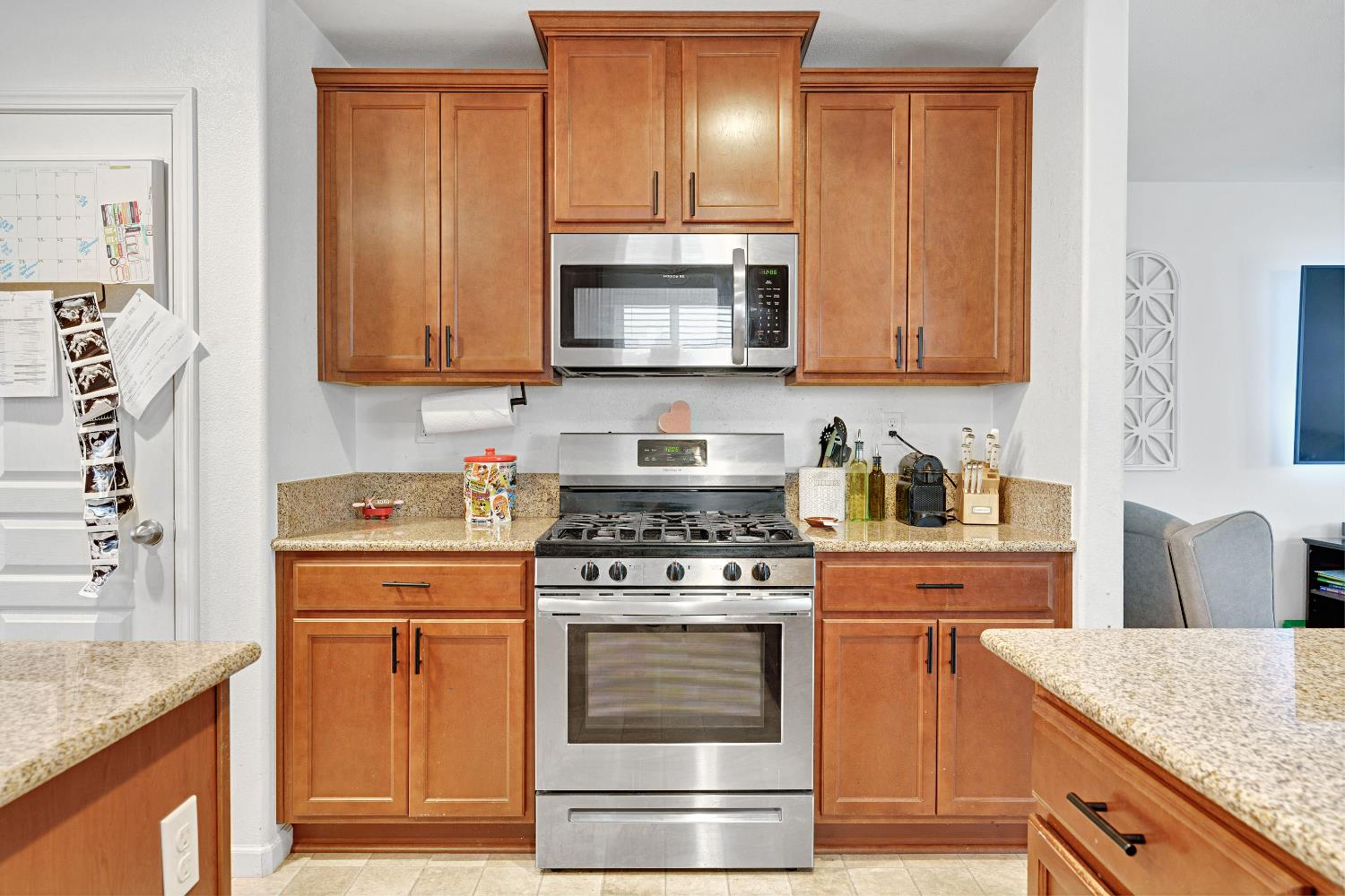 913 Harriett Avenue, Sanger, CA, 93657