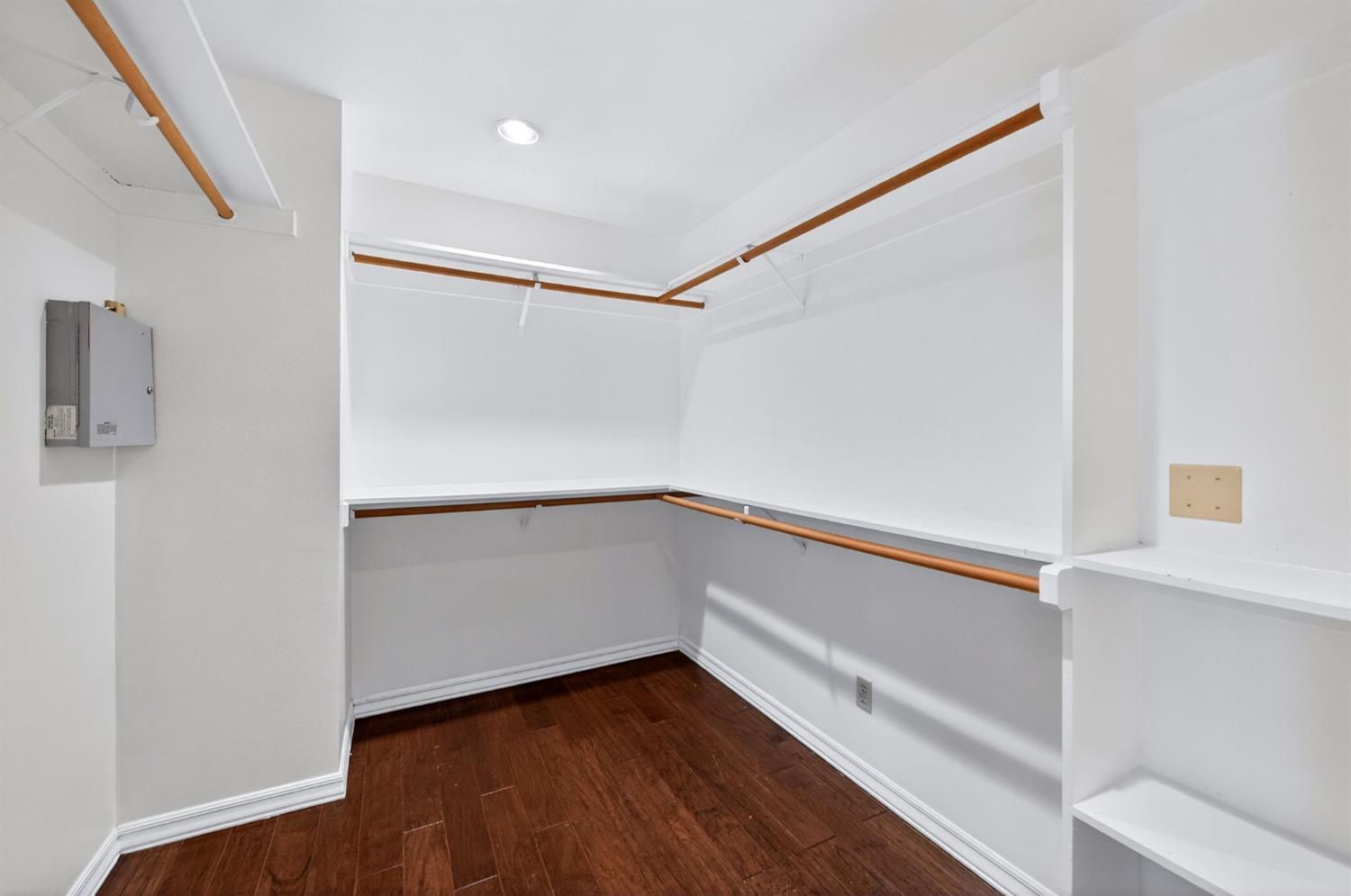 2450 W Beechwood Avenue, Fresno, CA, 93711