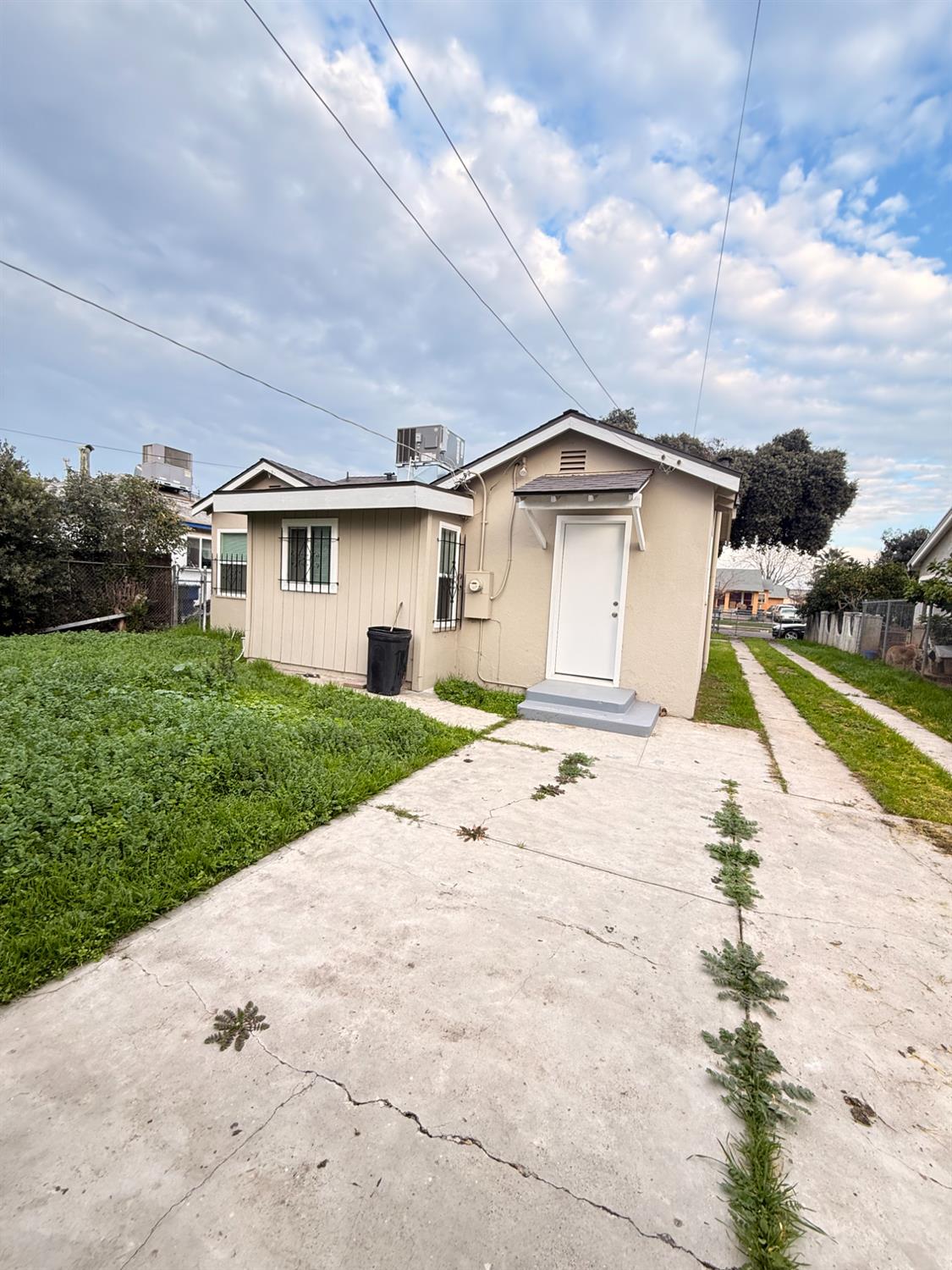 2338 Lotus Avenue, Fresno, CA, 93706