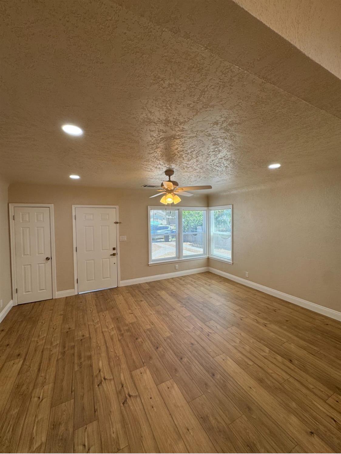 2338 Lotus Avenue, Fresno, CA, 93706
