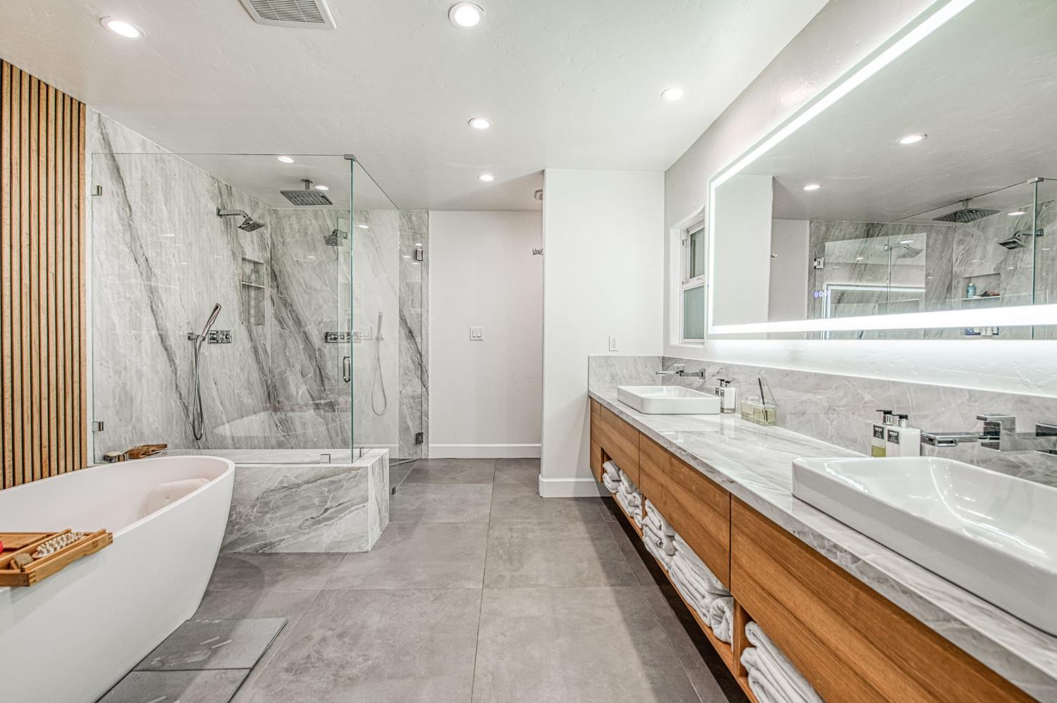 6386 N Forkner Avenue, Fresno, CA, 93711