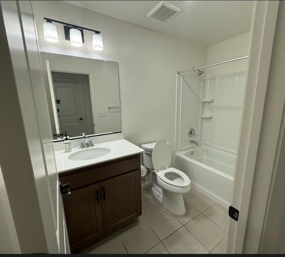 6693 E Nevada Avenue, Fresno, CA, 93727