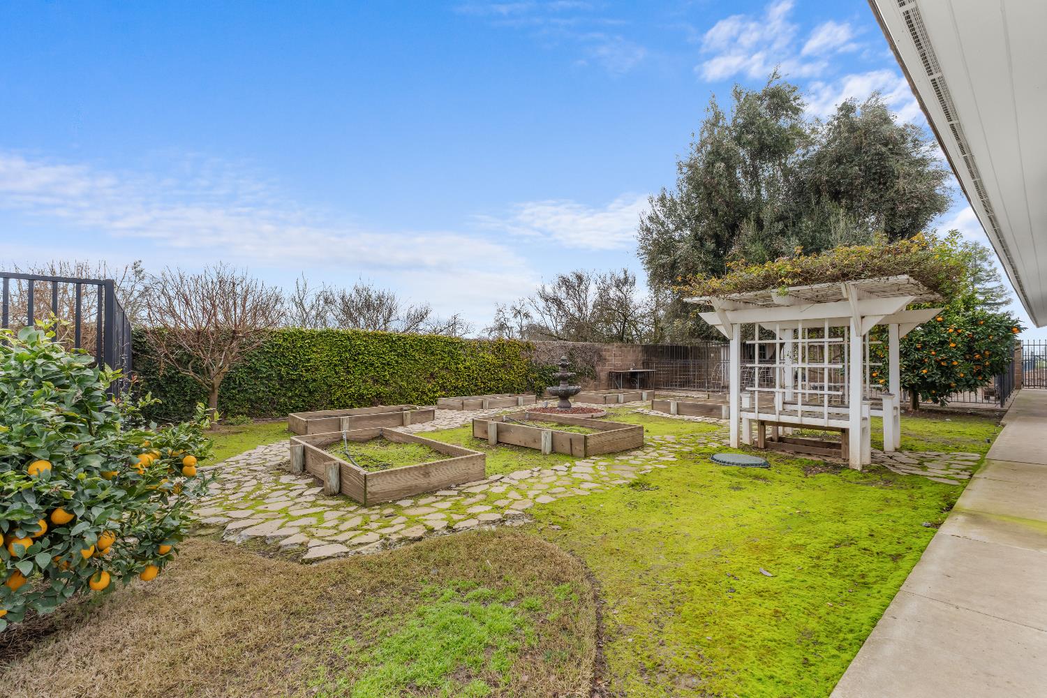 4280 Ipsen, Le Grand, CA, 95333