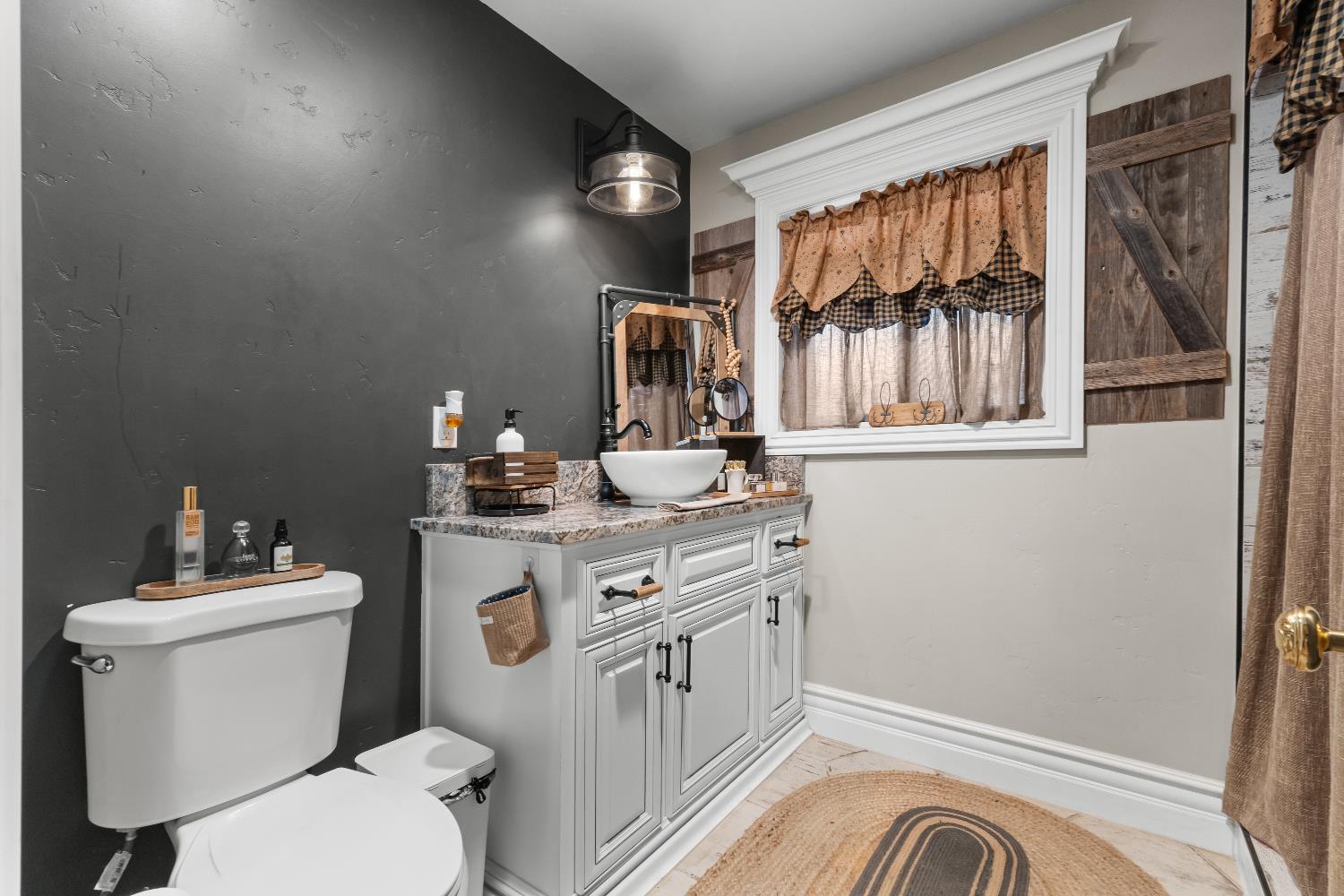 4280 Ipsen, Le Grand, CA, 95333