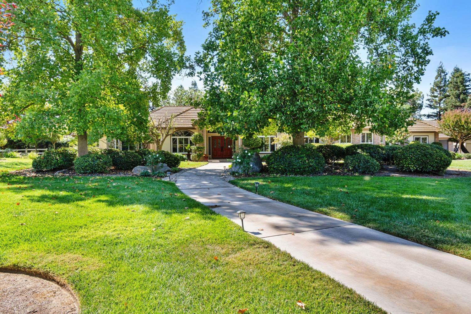 Single Family in Clovis - photo 2