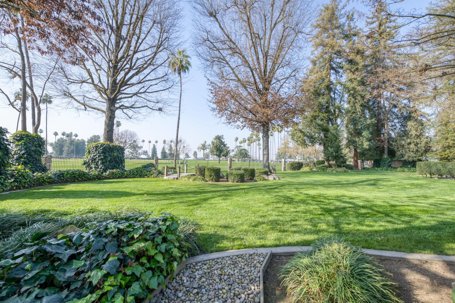 7621 N Laguna Vista Avenue, Fresno, CA, 93711