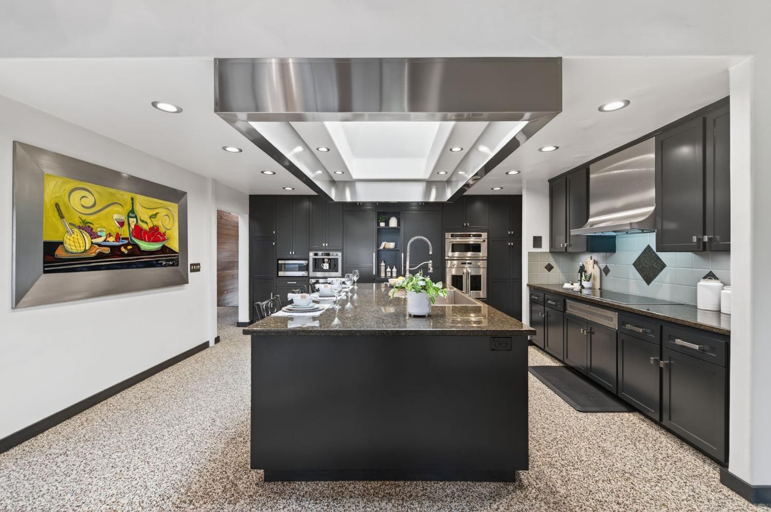 7621 N Laguna Vista Avenue, Fresno, CA, 93711