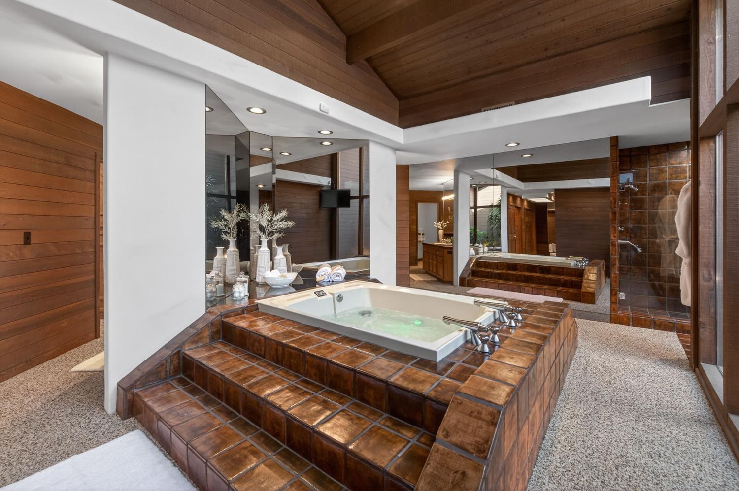 7621 N Laguna Vista Avenue, Fresno, CA, 93711