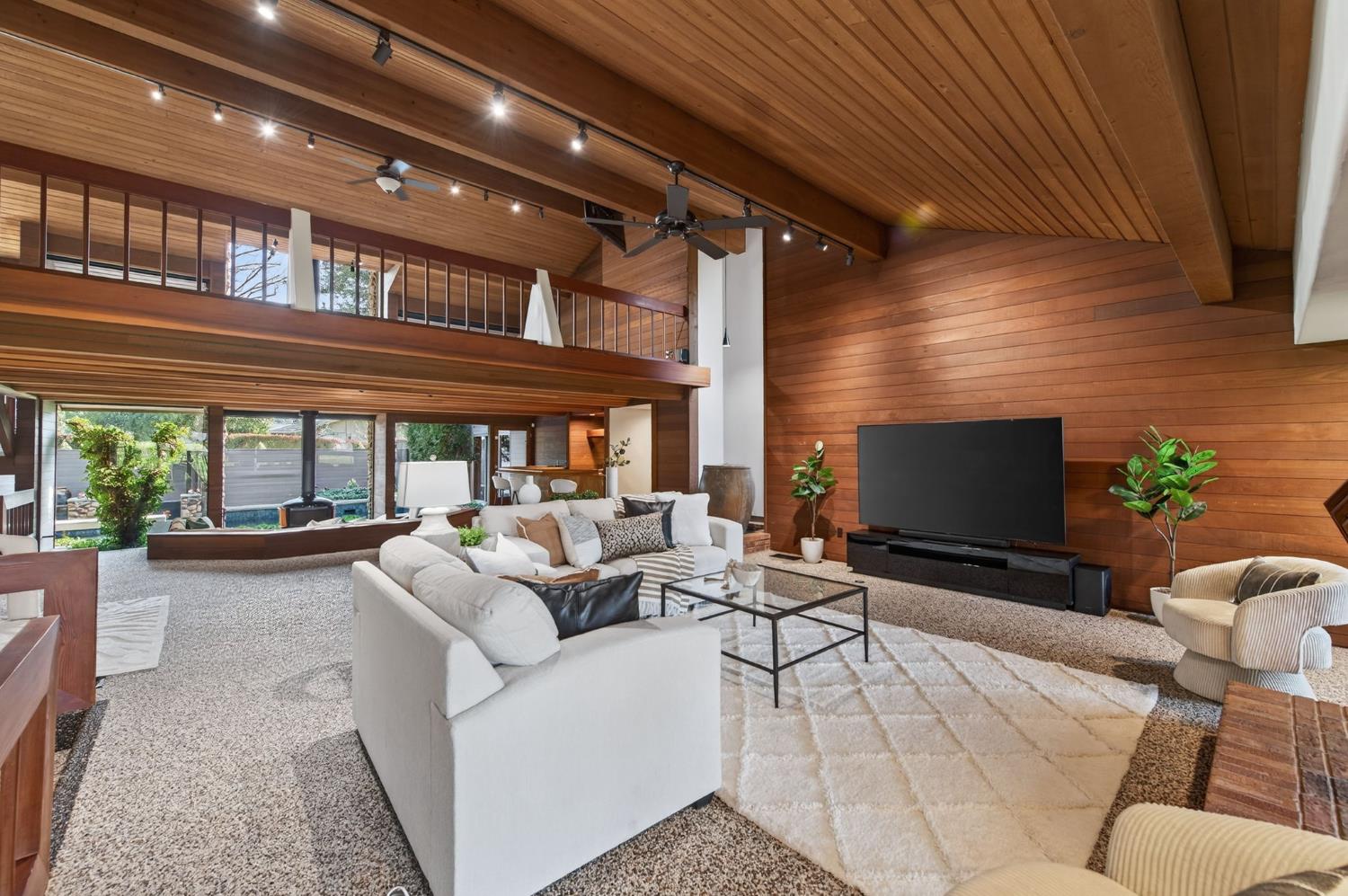 7621 N Laguna Vista Avenue, Fresno, CA, 93711