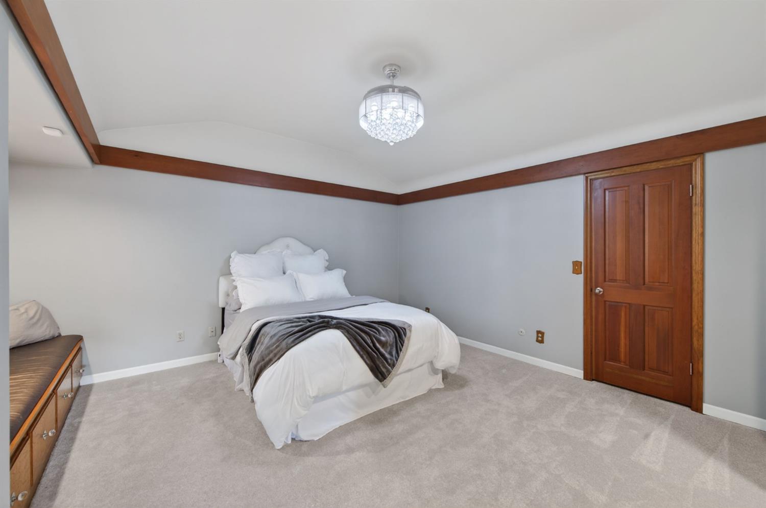 7621 N Laguna Vista Avenue, Fresno, CA, 93711