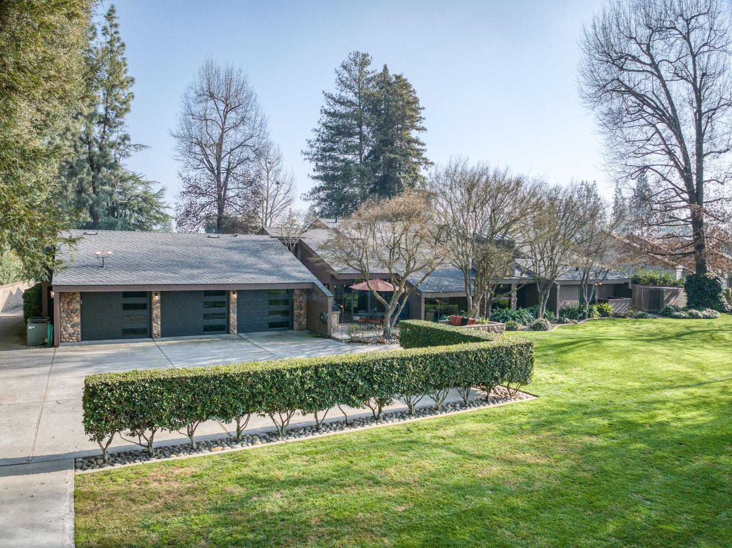 7621 N Laguna Vista Avenue, Fresno, CA, 93711