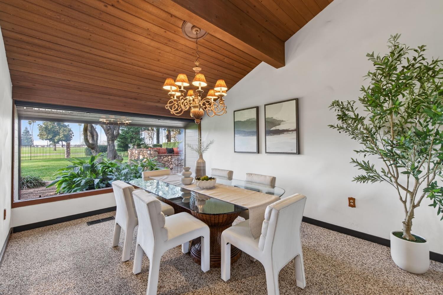 7621 N Laguna Vista Avenue, Fresno, CA, 93711