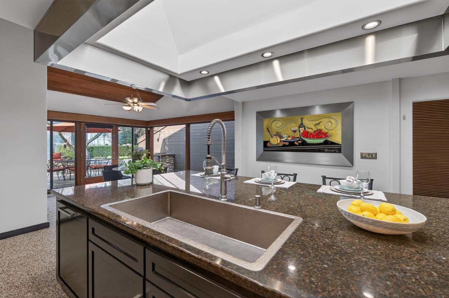 7621 N Laguna Vista Avenue, Fresno, CA, 93711